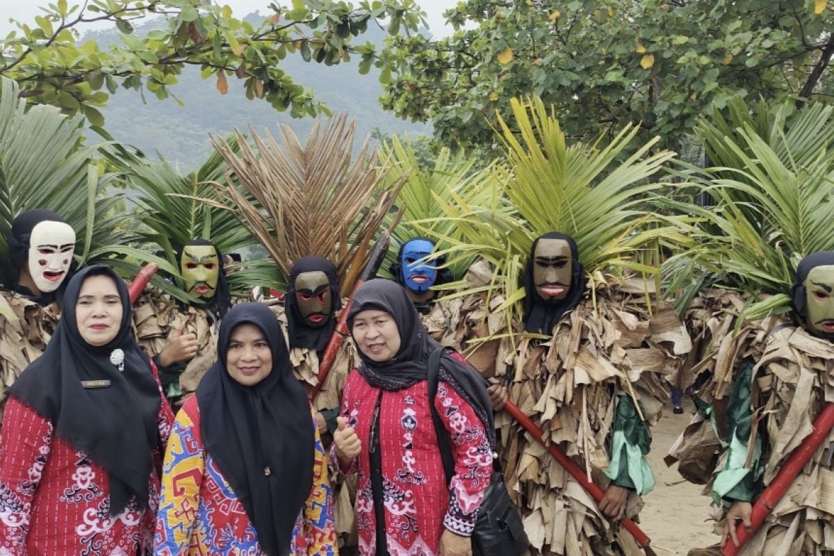 Disparekraf Lampung sebut perajin "tuping"  banjir pemesanan