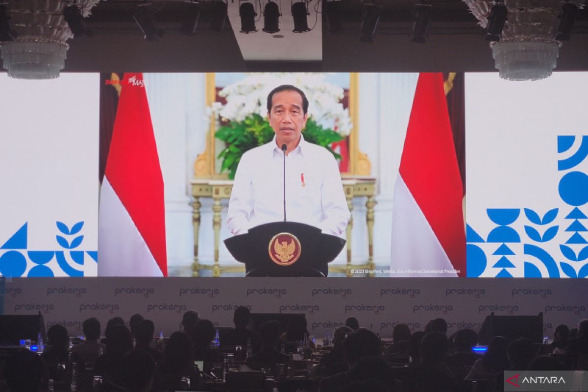 Jokowi sebut pembelajaran sepanjang hayat penting untuk setiap orang