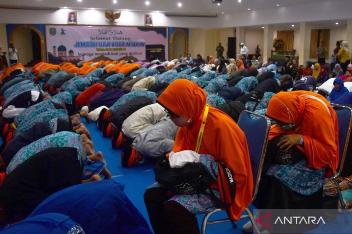 Sebanyak 155 jamaah haji Kota Madiun gelombang pertama tiba di asrama haji