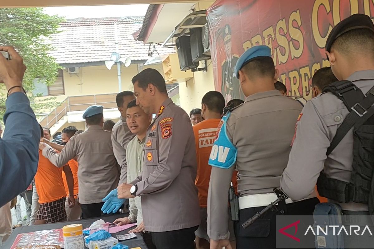 Polresta Bogor ungkap transaksi 19 kasus narkoba dengan 24 tersangka modus sistem tempel