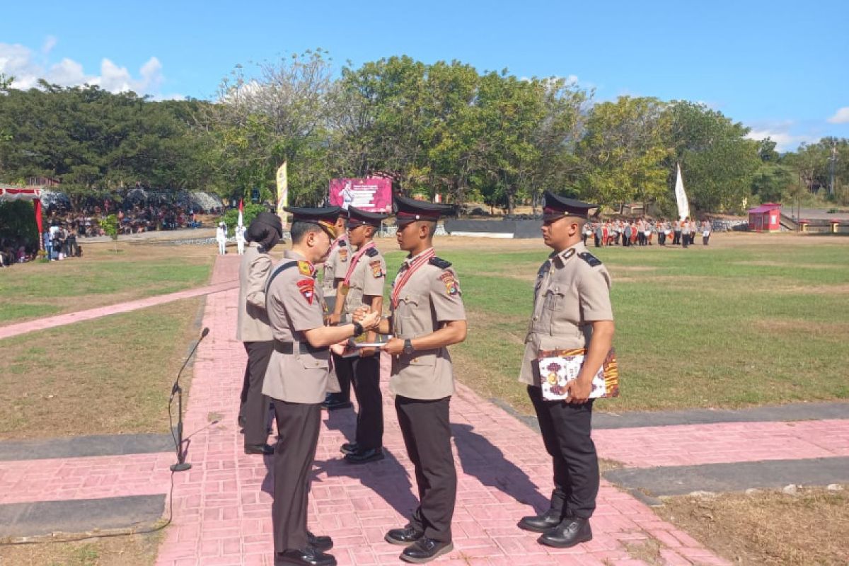 Wakapolda NTB ingatkan bintara jmenjalankan tugas dengan baik