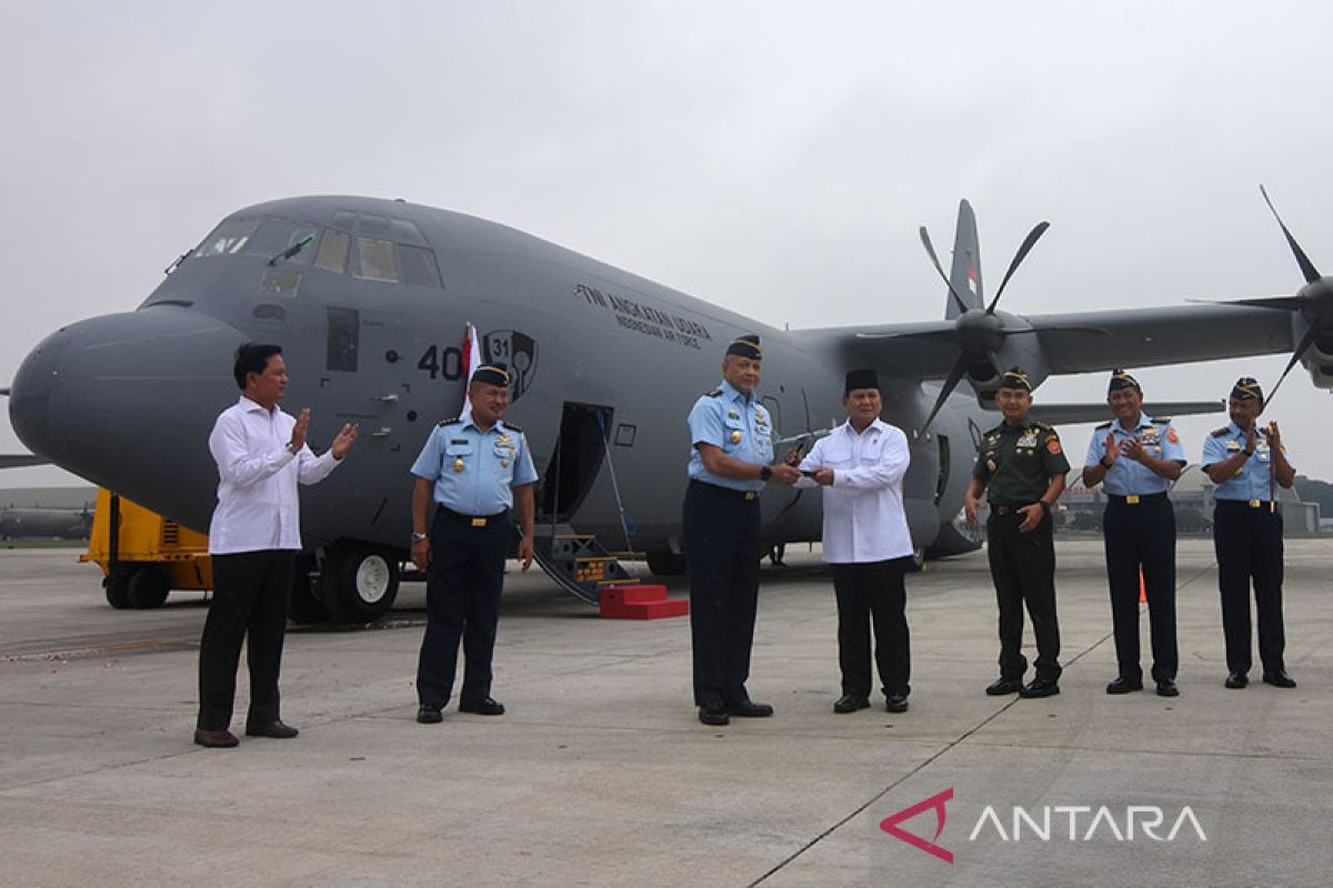 Kemarin, TNI AU terima Super Hercules hingga lanjutan Al-Zaytun