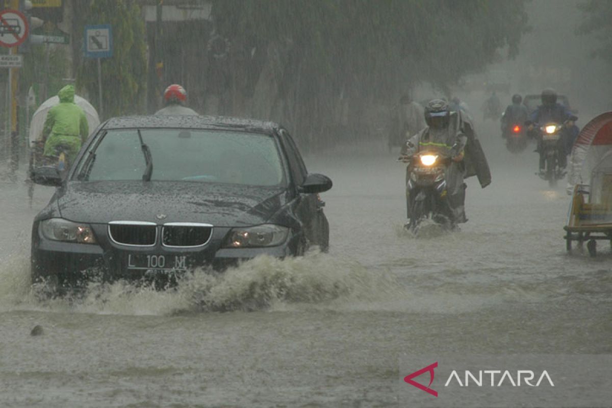 BMKG prakirakan hujan turun di sejumlah wilayah Indonesia