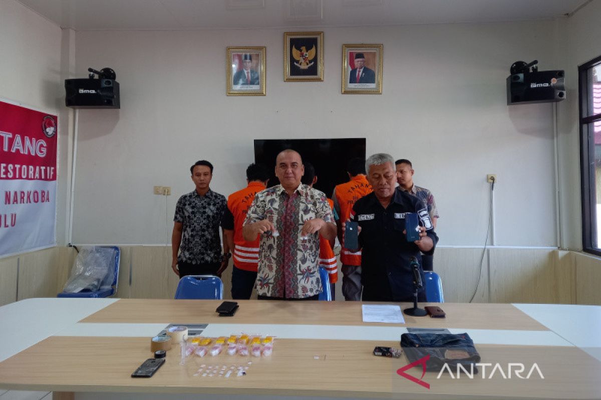 Polda Bengkulu buru bandar narkoba usai dua kurir ditangkap