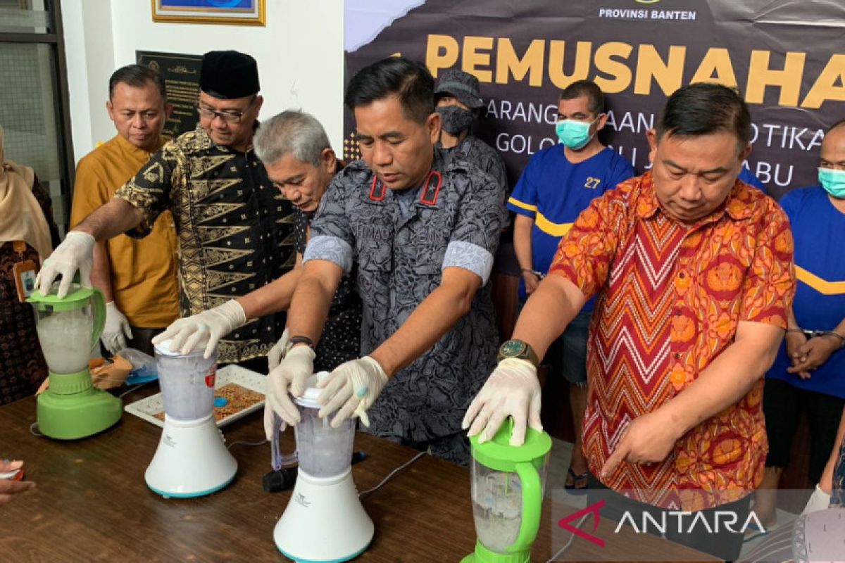 Sabu-sabu seberat 1,98 kg dimusnahkan BNN Banten