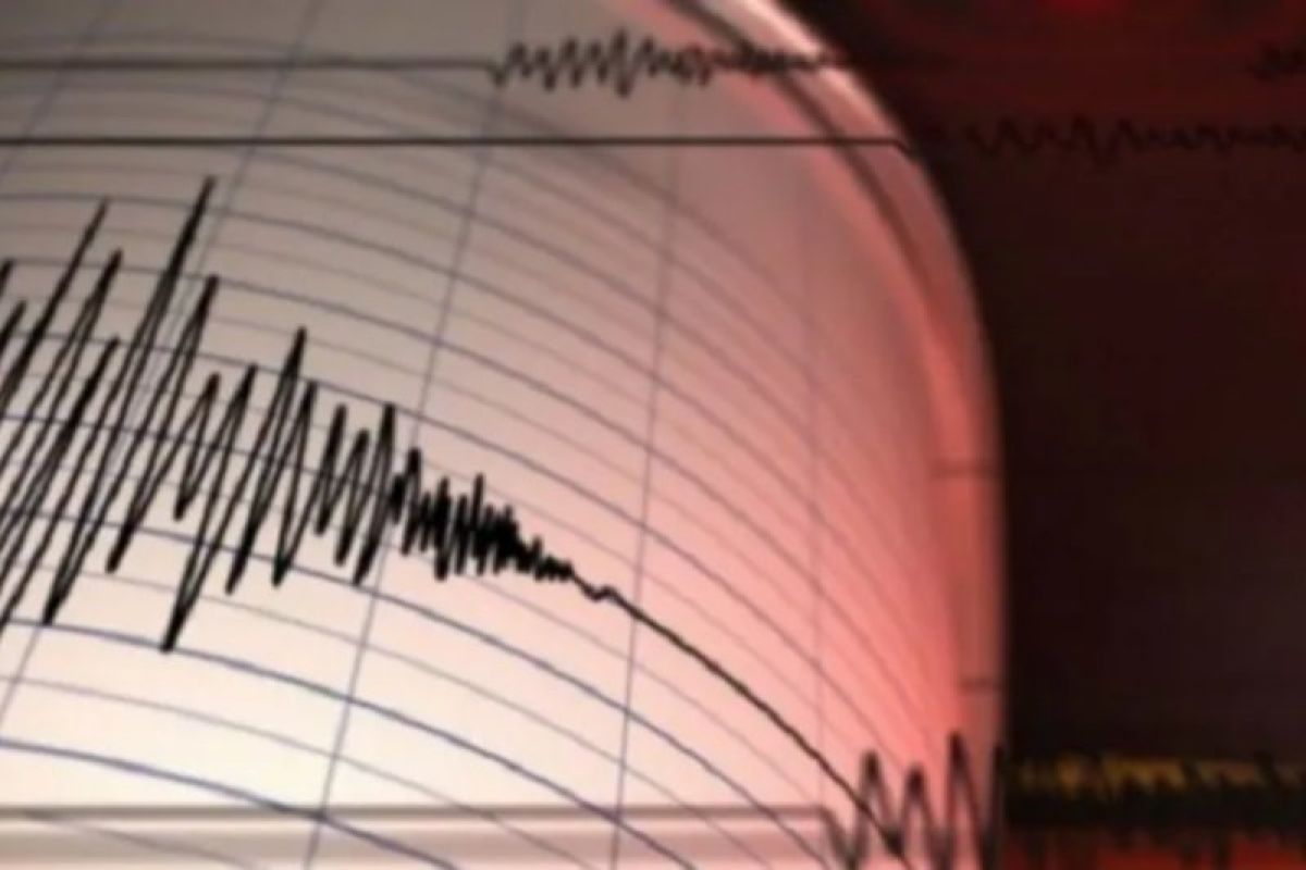 Gempa bumi M 5,7 mengguncang Karatung Sulut tak berpotensi tsunami