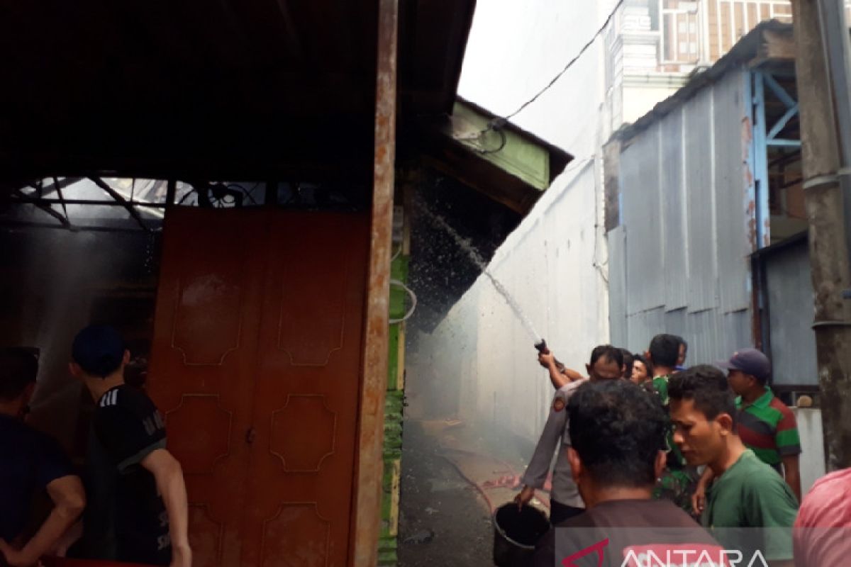 Satu unit rumah kebakaran di Sibuhuan Palas