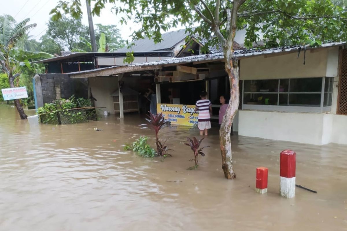 Banjir berdampak pada ratusan keluarga di Sumbermanjing Wetan Malang