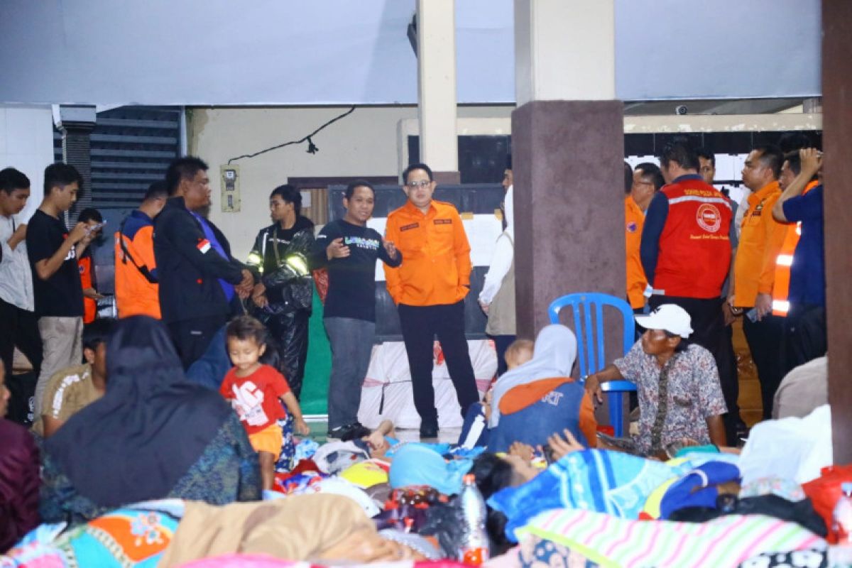 East Java sends aid to disaster-affected locations in Lumajang