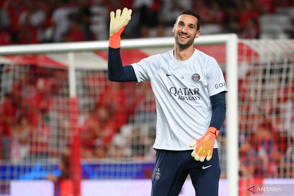 Kiper Sergio Rico bersyukur pulih cedera otak