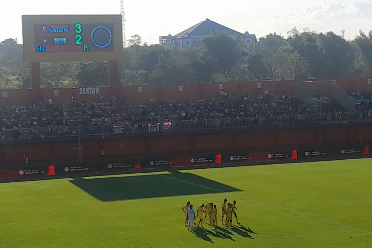 Liga 1 -  Madura United unggul 3-2 atas Persik Kediri