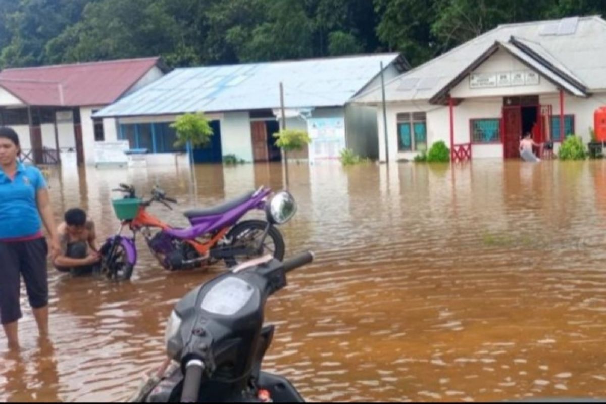 BPBD Kalbar terus pantau kondisi banjir dan longsor di Kapuas Hulu