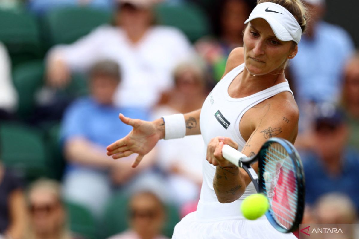 Juara bertahan Wimbledon Vondrousova tersingkir di babak pertama