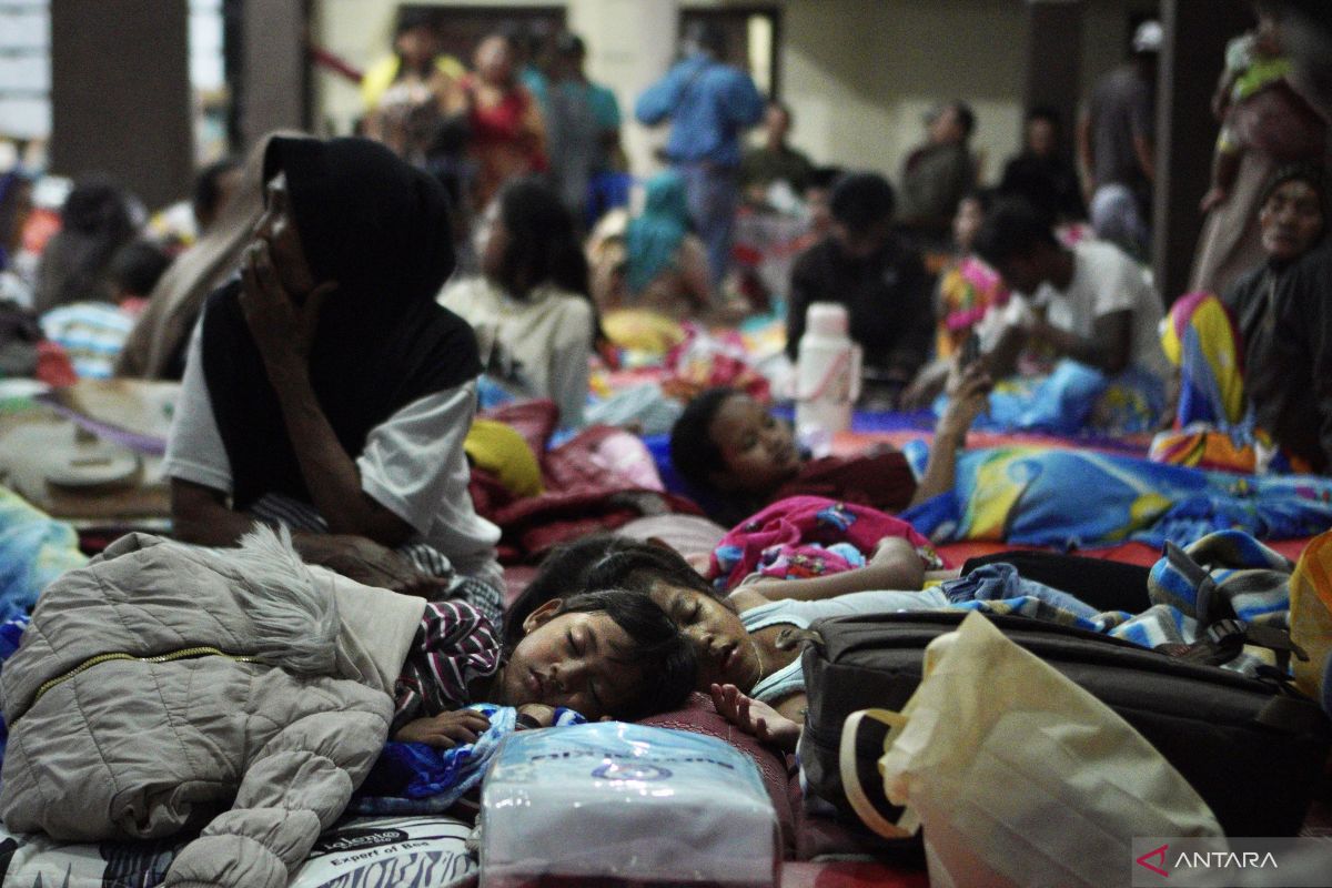 Humaniora kemarin obesitas ancam kesehatan dan pengungsi Lumajang