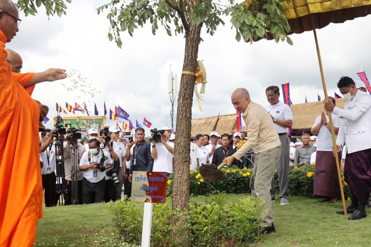 Raja Kamboja soroti pentingnya keberadaan hutan