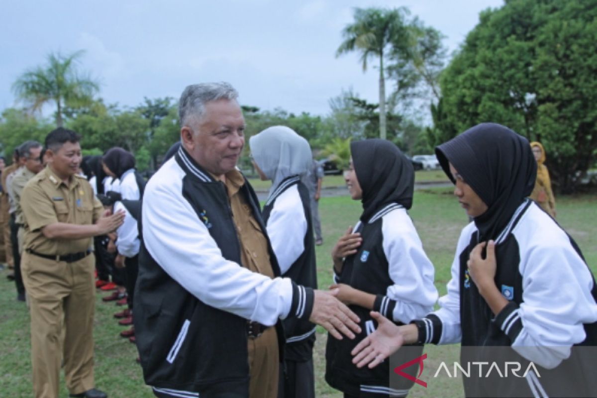 Bupati Bangka Barat minta kontingen kejurda harumkan nama daerah