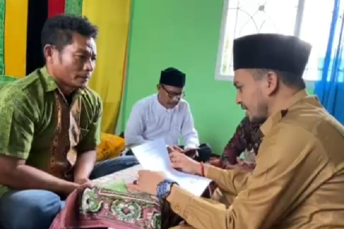 Warga asal Binjai Sumut memeluk islam dan mualaf di Aceh Jaya