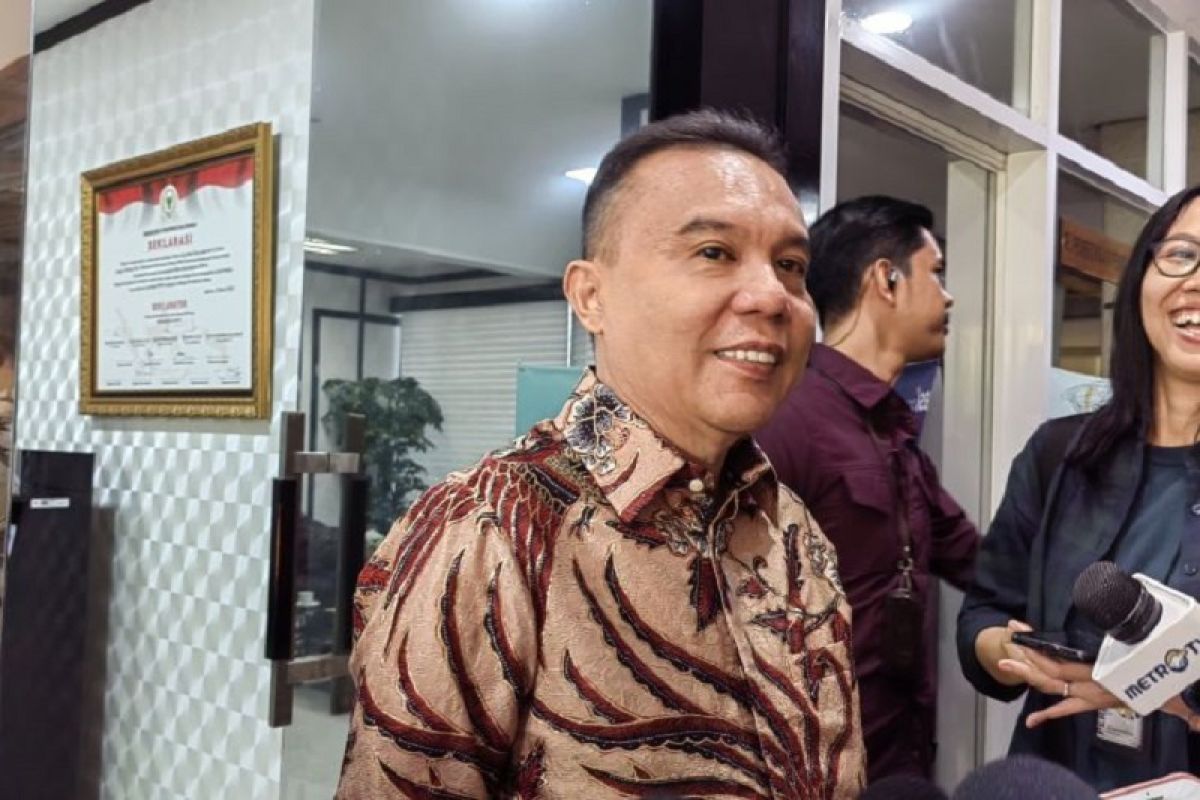 Wakil Ketua DPR RI lantik Wakil Ketua MKD untuk gantikan Habiburokhman