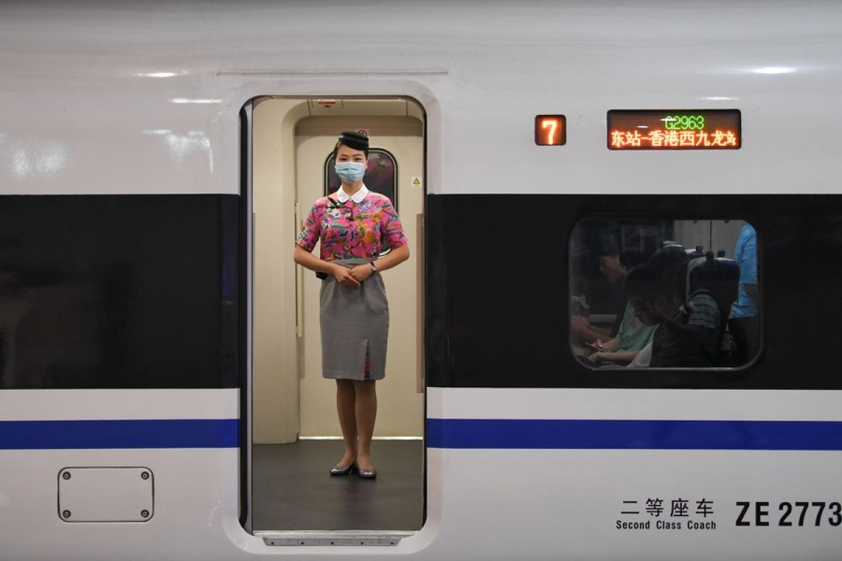 China catat 133 juta penumpang kereta selama 10 hari mudik musim panas