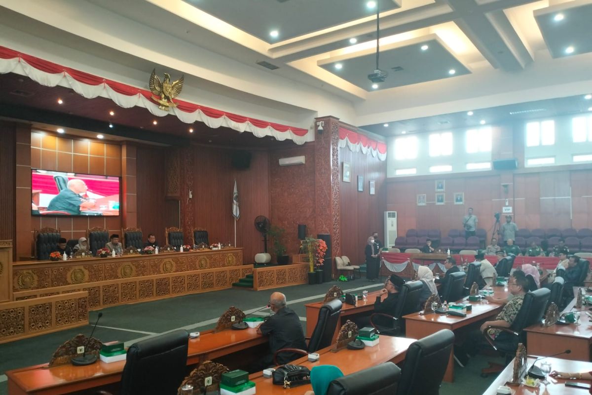 Pemkot Depok sampaikan raperda pertanggungjawaban APBD 2022 ke DPRD