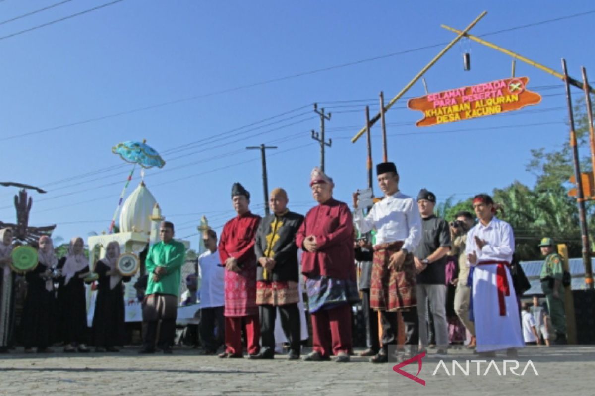 Bupati Bangka Barat: Tradisi pesta adat membangun kebersamaan