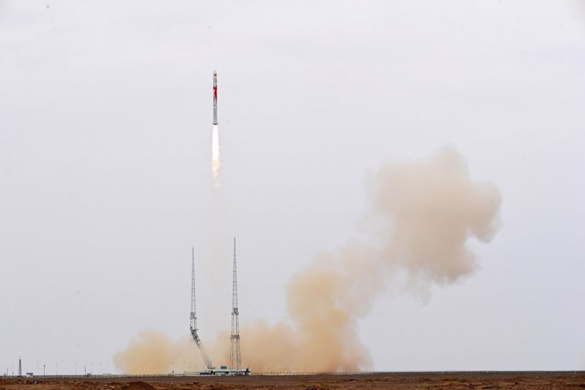 China sukses luncurkan roket berbahan bakar oksigen-metana cair