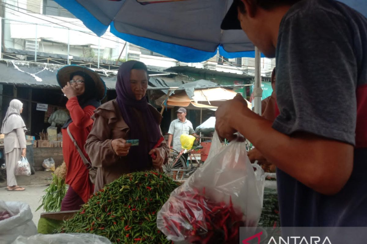 Harga cabai dan bawang merah di Metro merangkak naik