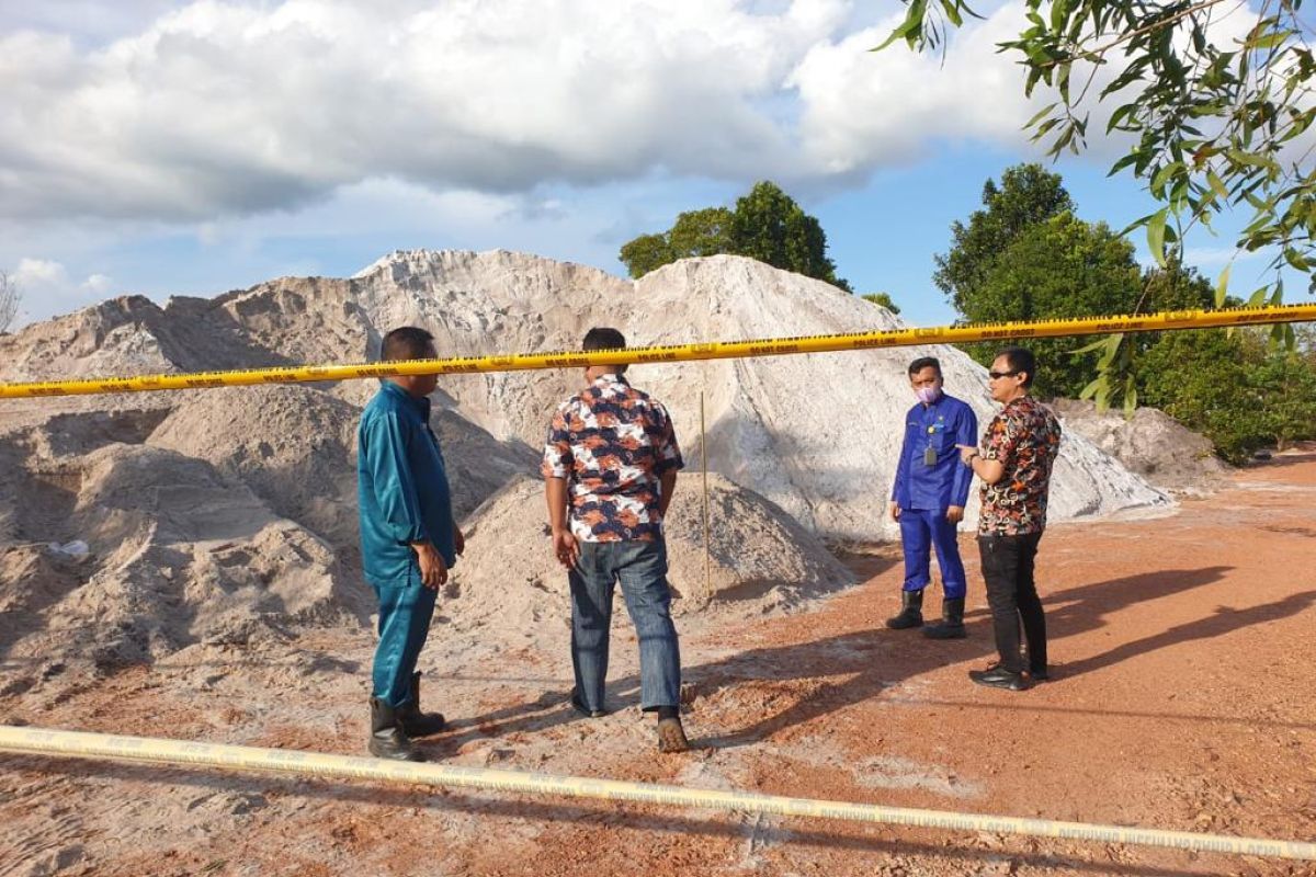 Polisi bongkar aktivitas tambang pasir ilegal di Pulau Galang