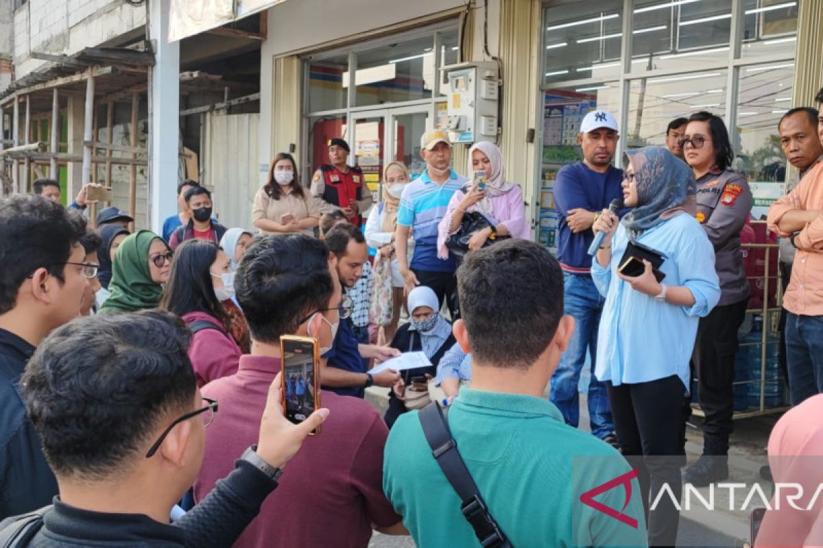 Puluhan warga desak pengembang kembalikan uang pembelian kavling