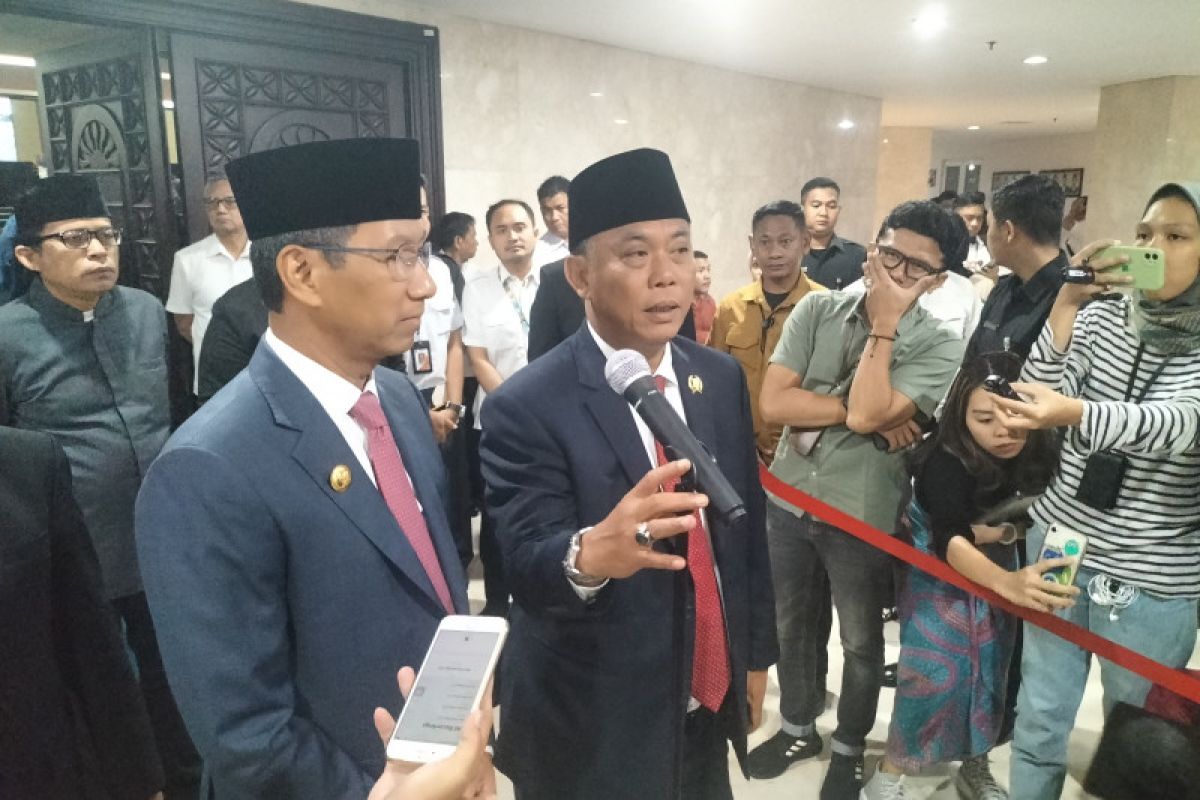 Ketua DPRD DKI Jakarta tunggu usul pembentukan Pansus JIS