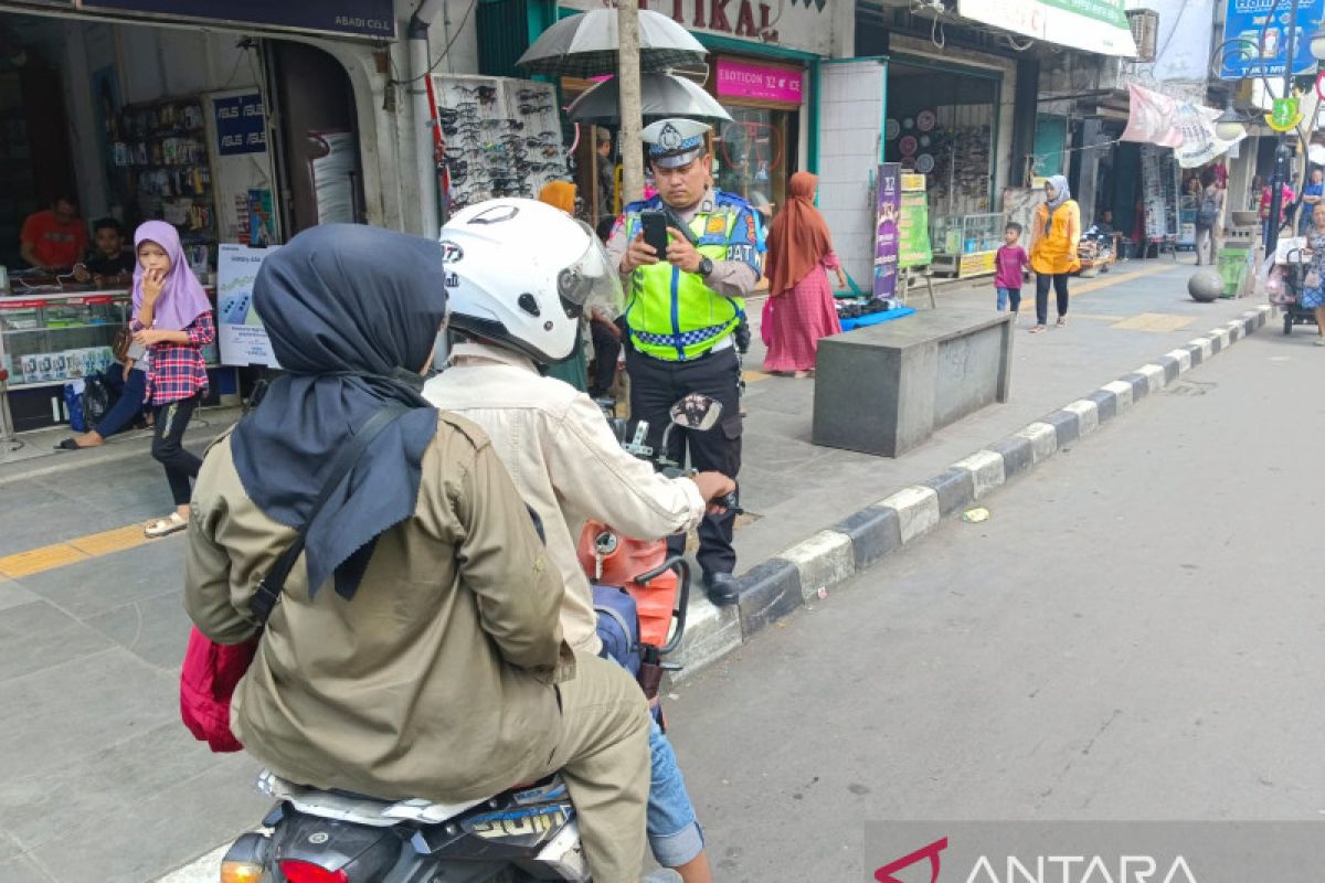 Hari ketiga Operasi Patuh Lodaya satlantas tilang ratusan pengendara