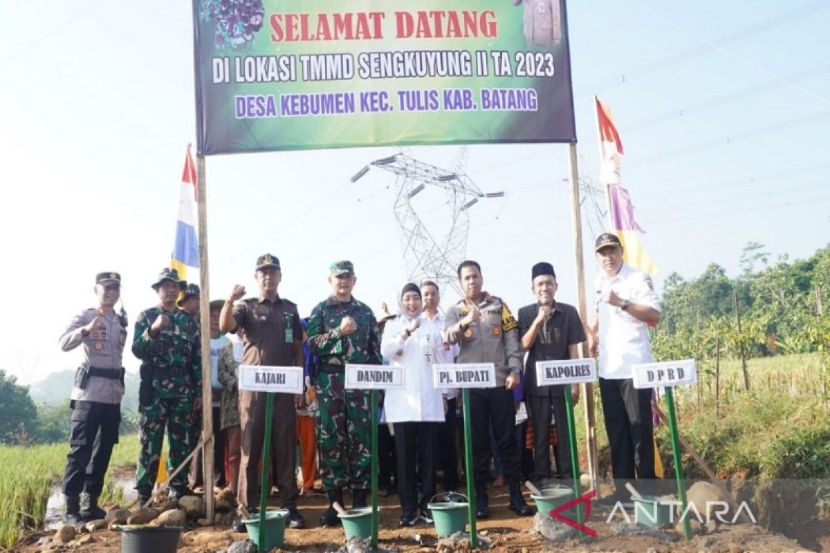 Kodim Batang fokuskan pembangunan infrastruktur desa TMMD  Sengkuyung