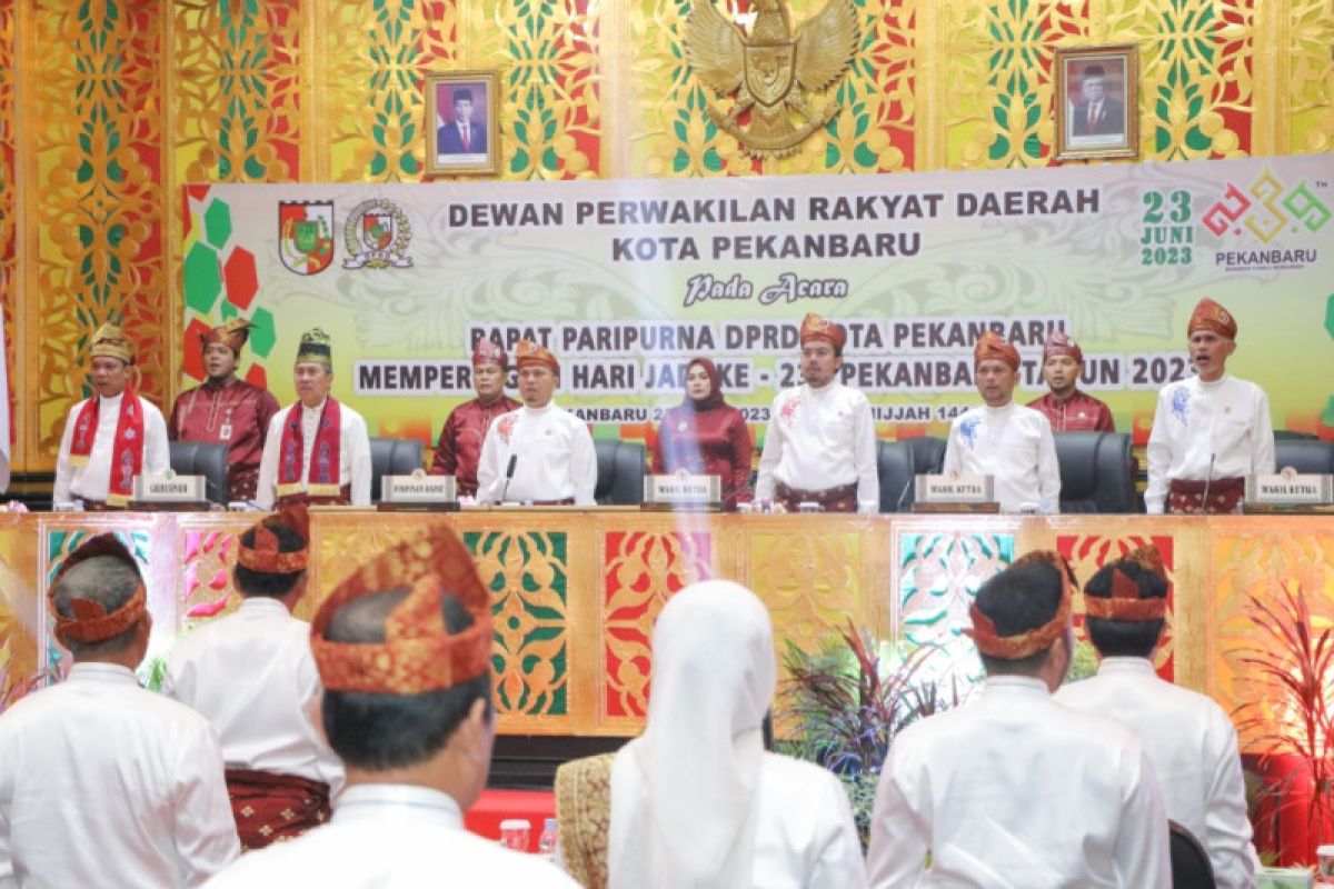 DPRD Pekanbaru Paripurna HUT ke-239 Syamsuar: Semangat menuju kota maju