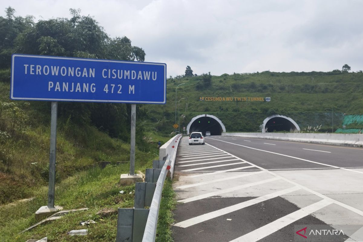 Gempa Sumedang sebabkan keretakan di terowongan Tol Cisumdawu