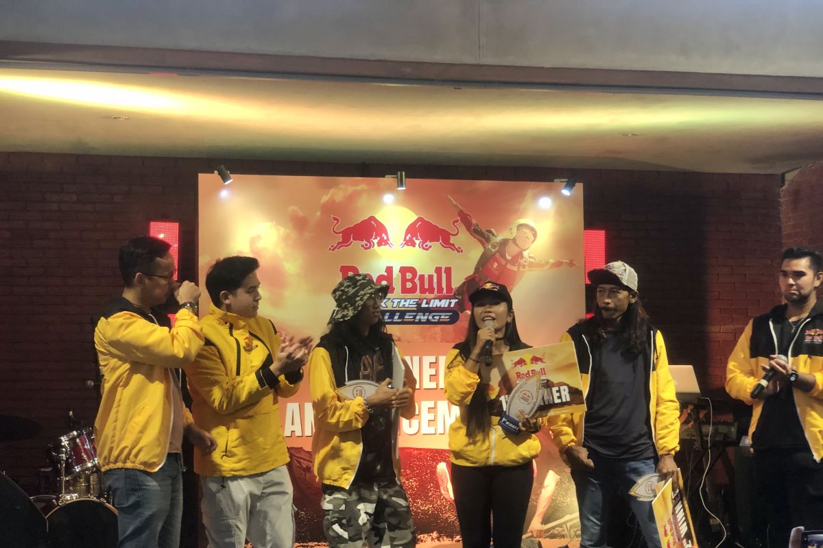 Satya Winnie juara kompetisi Red Bull Break The Limit Challenge