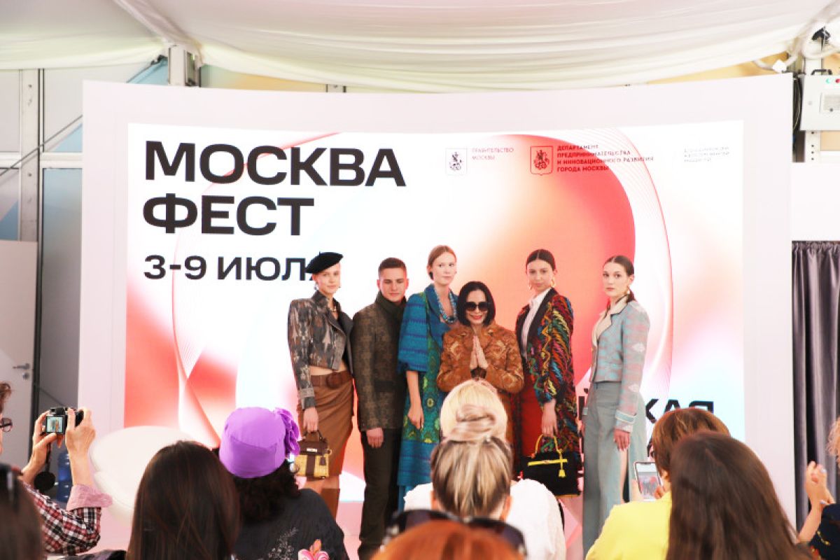 Karya perancang Indonesia tampil di Festival Industri Kreatif Rusia