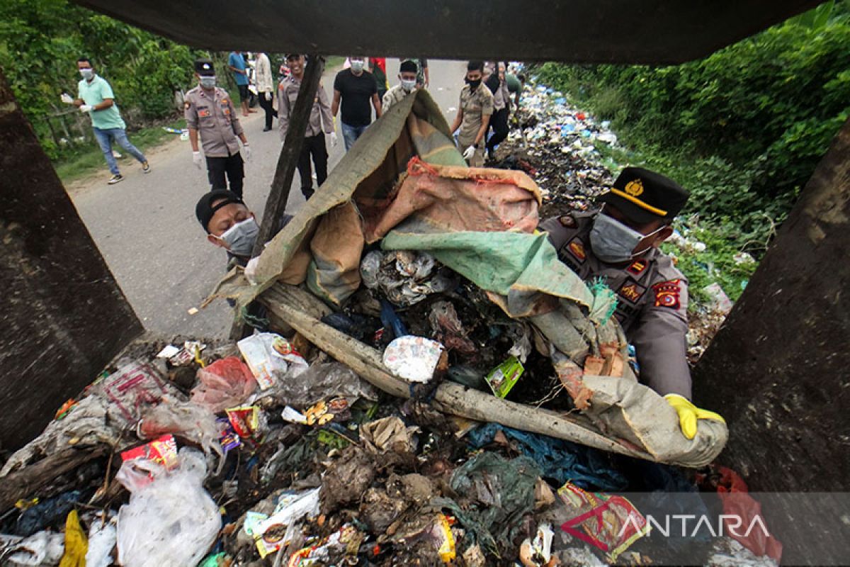 FOTO - Aksi serentak Polri peduli lingkungan