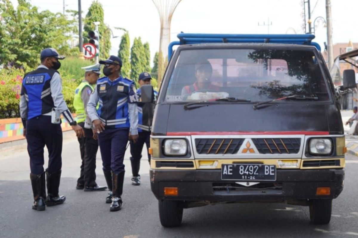 Dishub gelar razia gabungan keselamatan berlalu lintas di Kota Madiun
