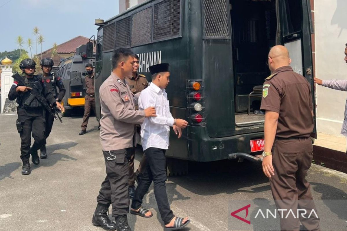 PN Pandeglang vonis enam tahun penjara Alwi 