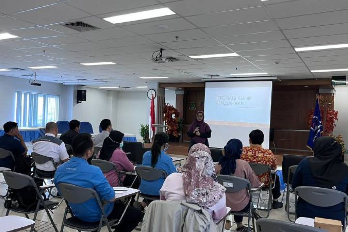 15 klinik perusahaan Tangerang ikuti pelatihan eliminasi TBC
