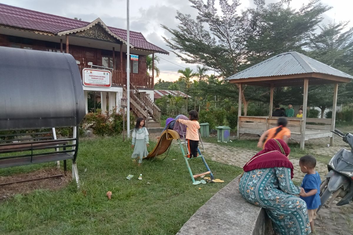 Taman bantuan PetroChina di Desa Pandan Lagan Geragai diminati warga
