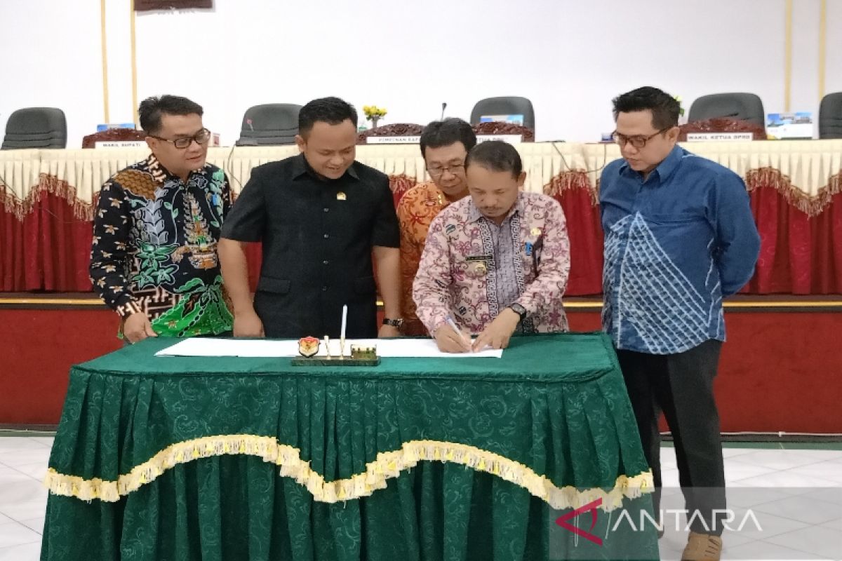 Raperda Pertanggungjawaban Pelaksanaan APBD Bartim 2022 disepakati