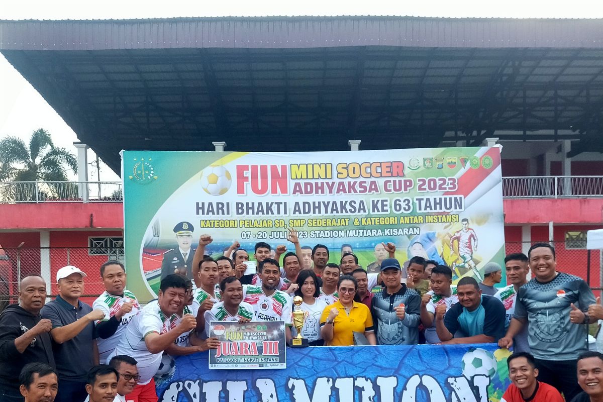 Tundukan Satpol PP, Wartawan FC raih juara 3 di Mini Soccer Adhyaksa Asahan