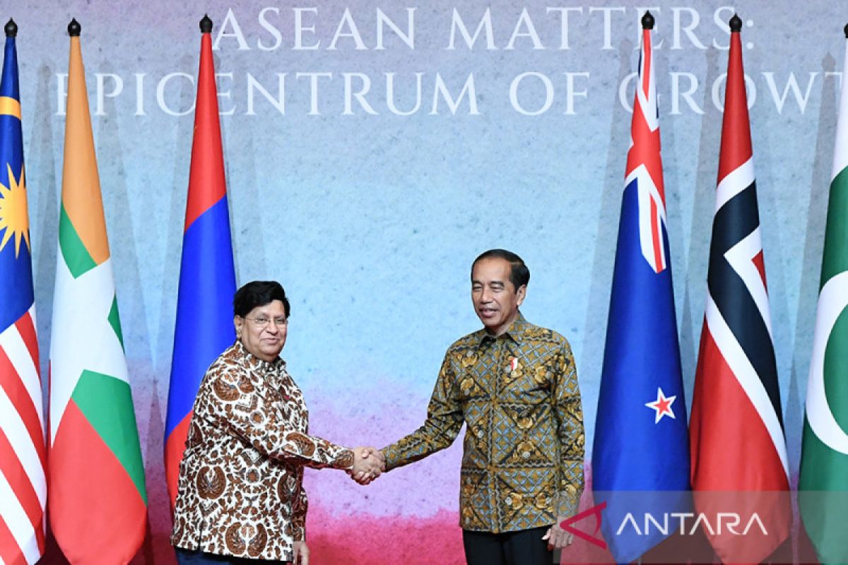 Presiden Joko Widodo Hadiri Pertemuan Menlu ASEAN - ANTARA News