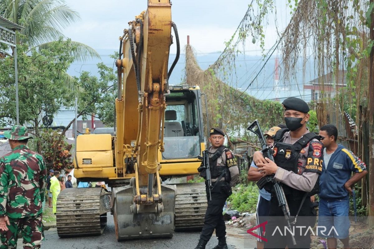 Polresta Ambon kerahkan 362 personel gabungan kawal eksekusi lahan di Batu Merah