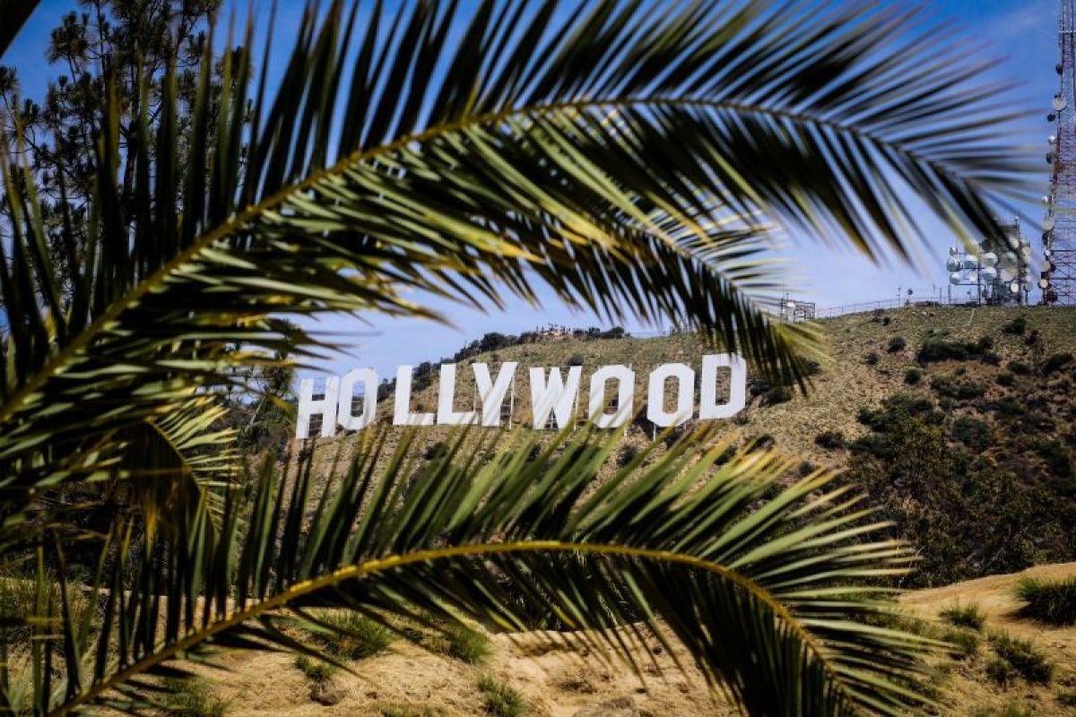 Serikat penulis skenario Hollywood berdiskusi dengan studio