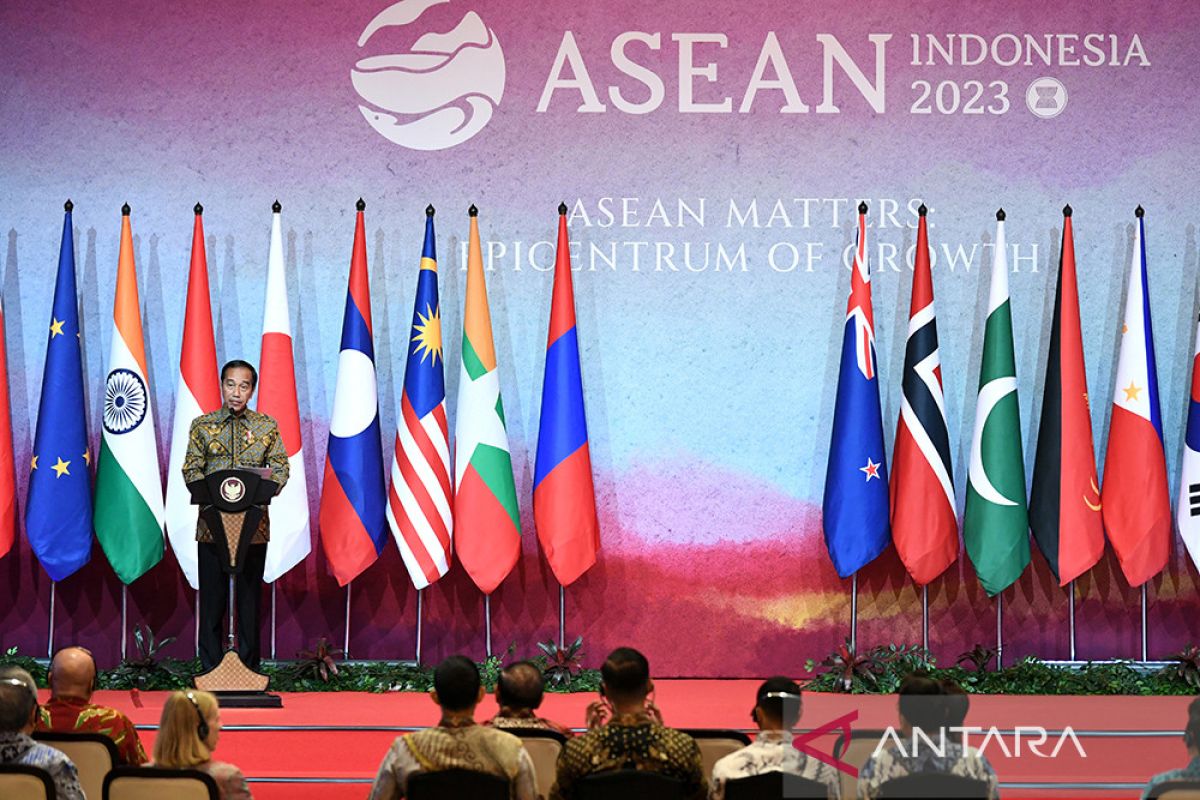 Jokowi tegaskan ASEAN tidak boleh jadi ajang persaingan
