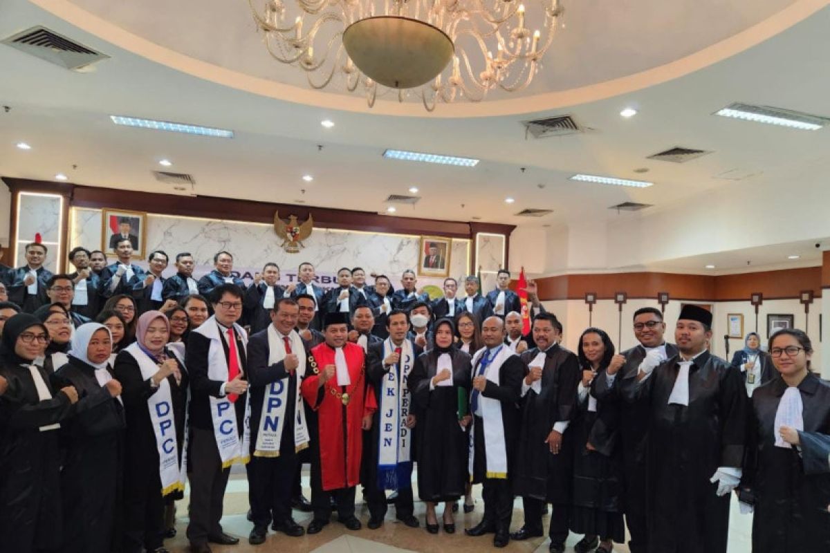 54 advokat Peradi SAI resmi disumpah di PT DKI