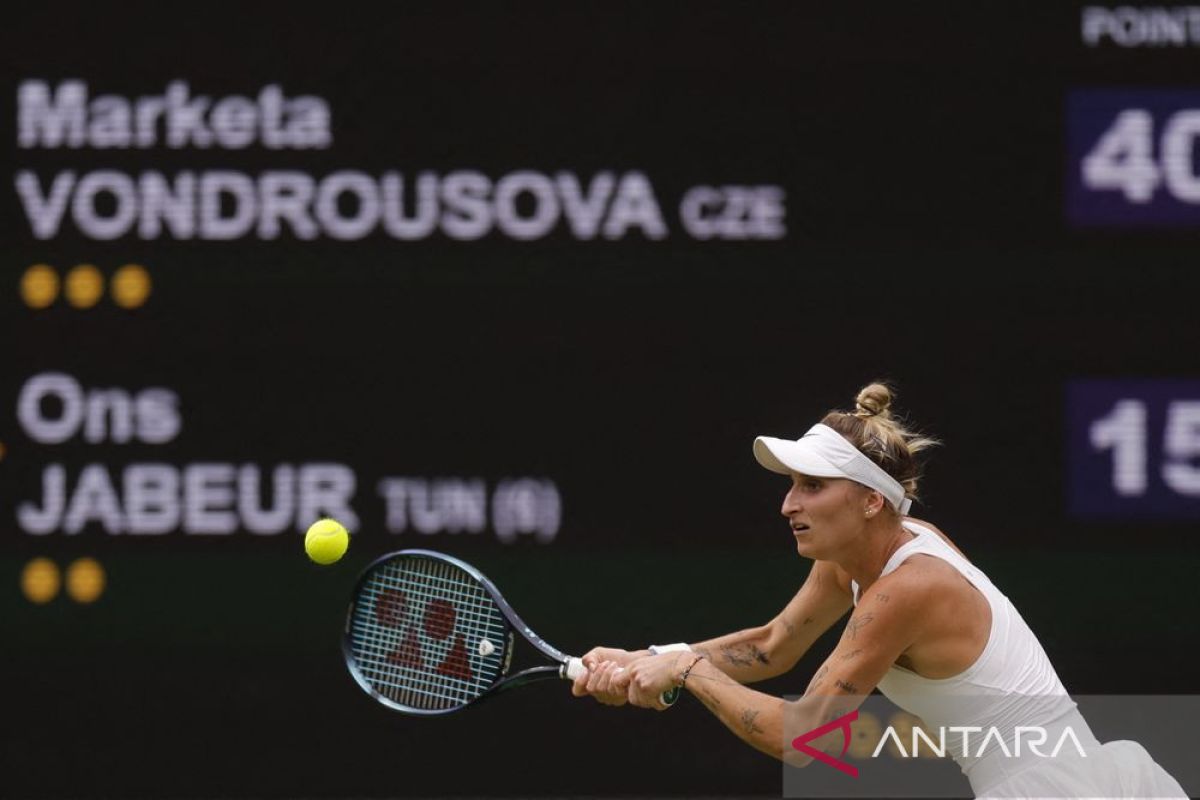 Vondrousova jadi petenis putri non unggulan pertama juarai Wimbledon