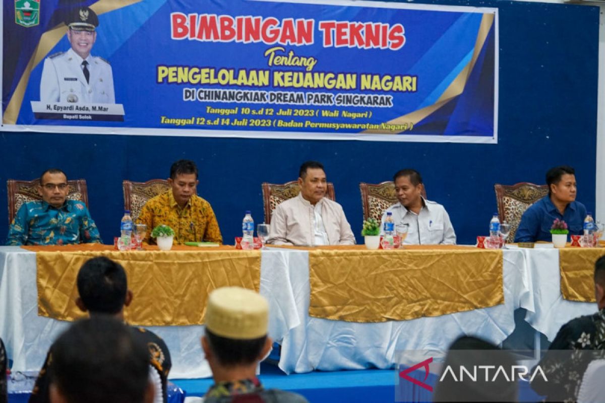 Bimbingan teknis pengelolaan keuangan daerah dan nagari bagi wali nagari dan BPN se-Kabupaten Solok